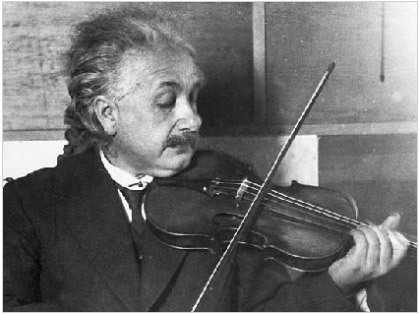 KISTory :: Einstein and Violin