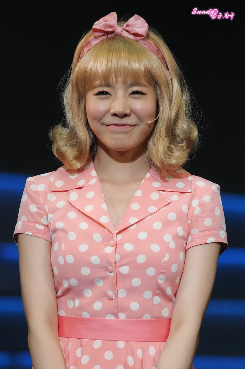 [OTHER][12-06-2012]Selca mới nhất của Sunny và Park Kwang Hyun tại hậu trường "Catch Me If You Can"  - Page 11 144FBE494FAD530808433C