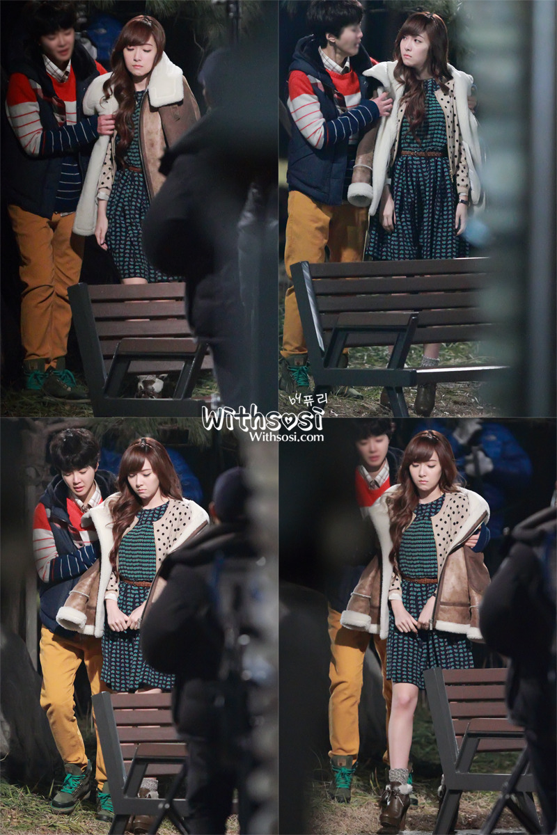 [OTHER][20-01-2012]Jessica tại trường quay của bộ phim "Wild Romance" - Page 18 16725F374F3CC2DC30AEF4