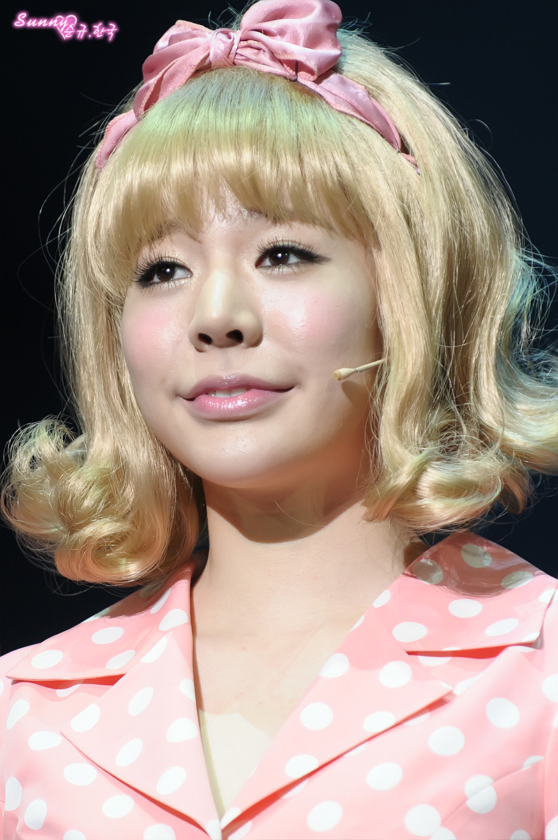 [OTHER][12-06-2012]Selca mới nhất của Sunny và Park Kwang Hyun tại hậu trường "Catch Me If You Can"  - Page 5 1963F2344F7DBA8121E684