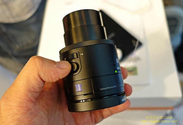 Sony QX100