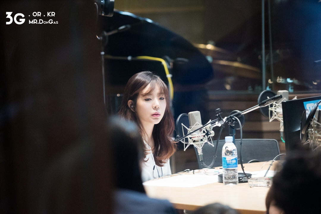 [OTHER][06-02-2015]Hình ảnh mới nhất từ DJ Sunny tại Radio MBC FM4U - "FM Date" - Page 11 256F7A44554CADD3162AAC