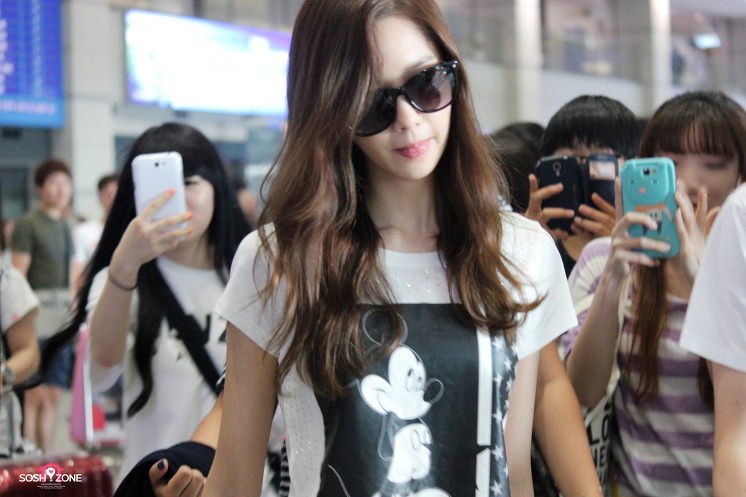 [PIC][27-07-2014]YoonA trở về Hàn Quốc vào sáng nay 267CEE3753D65D801F4242